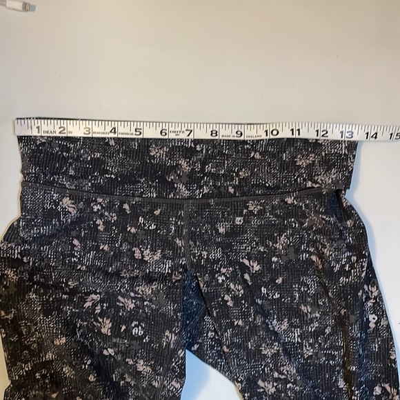Lululemon Align Crop 21" Equalized Multi size 8 - Picture 13 of 15